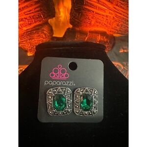 Paparazzi Emerald Elegance Earrings - Green Rhinestone Studs - Square‎